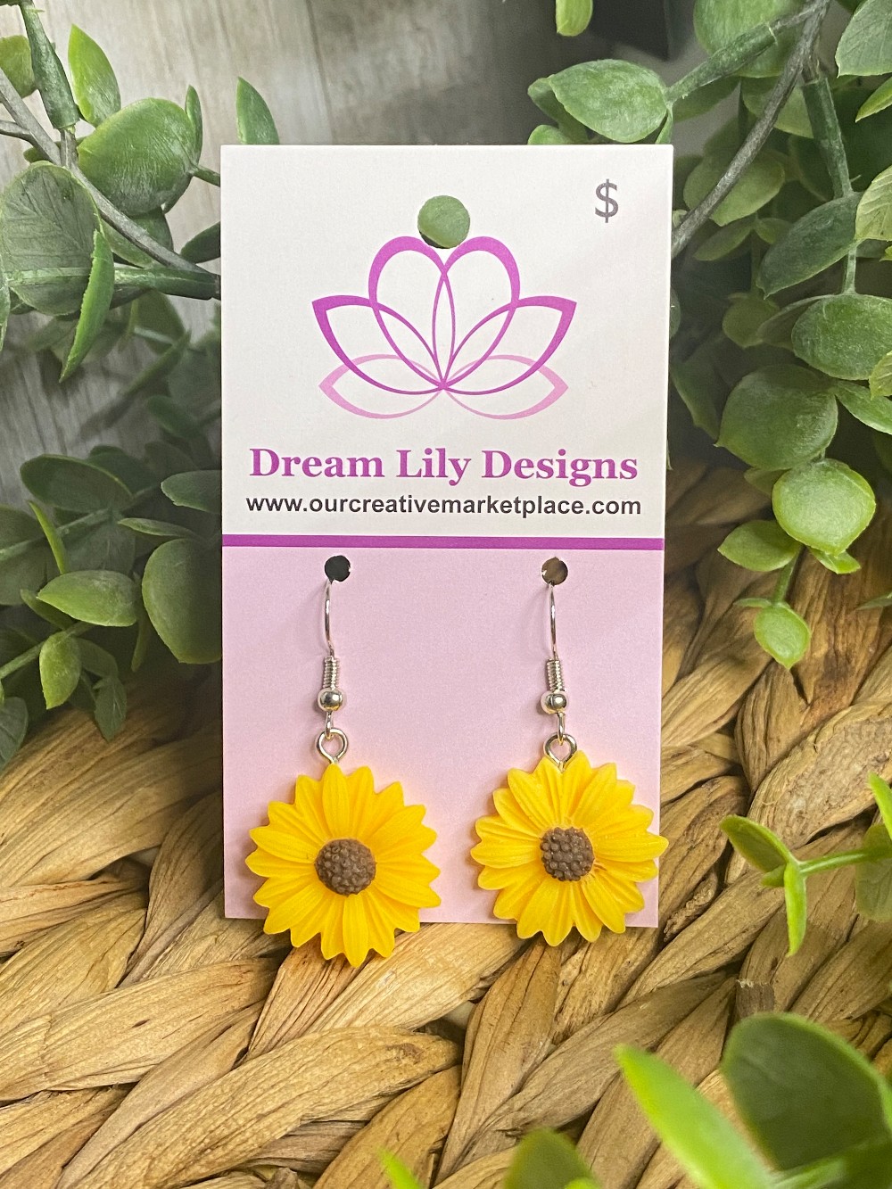 Daisy Flower - Yellow Charm Earrings