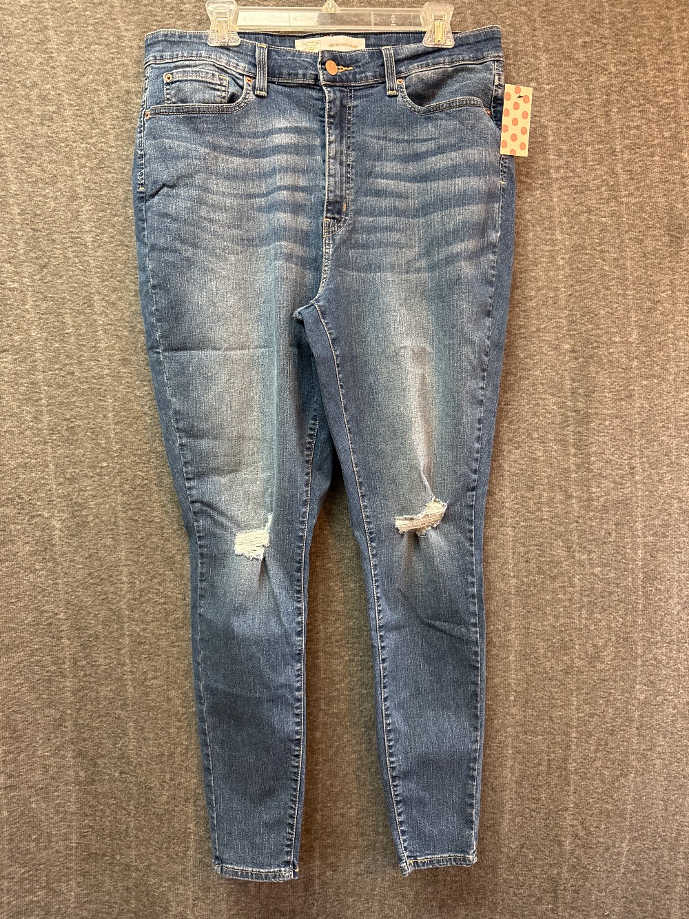 SIGNATURE BY LEVI’S Med. Blue Destructed Skinny Jeans
