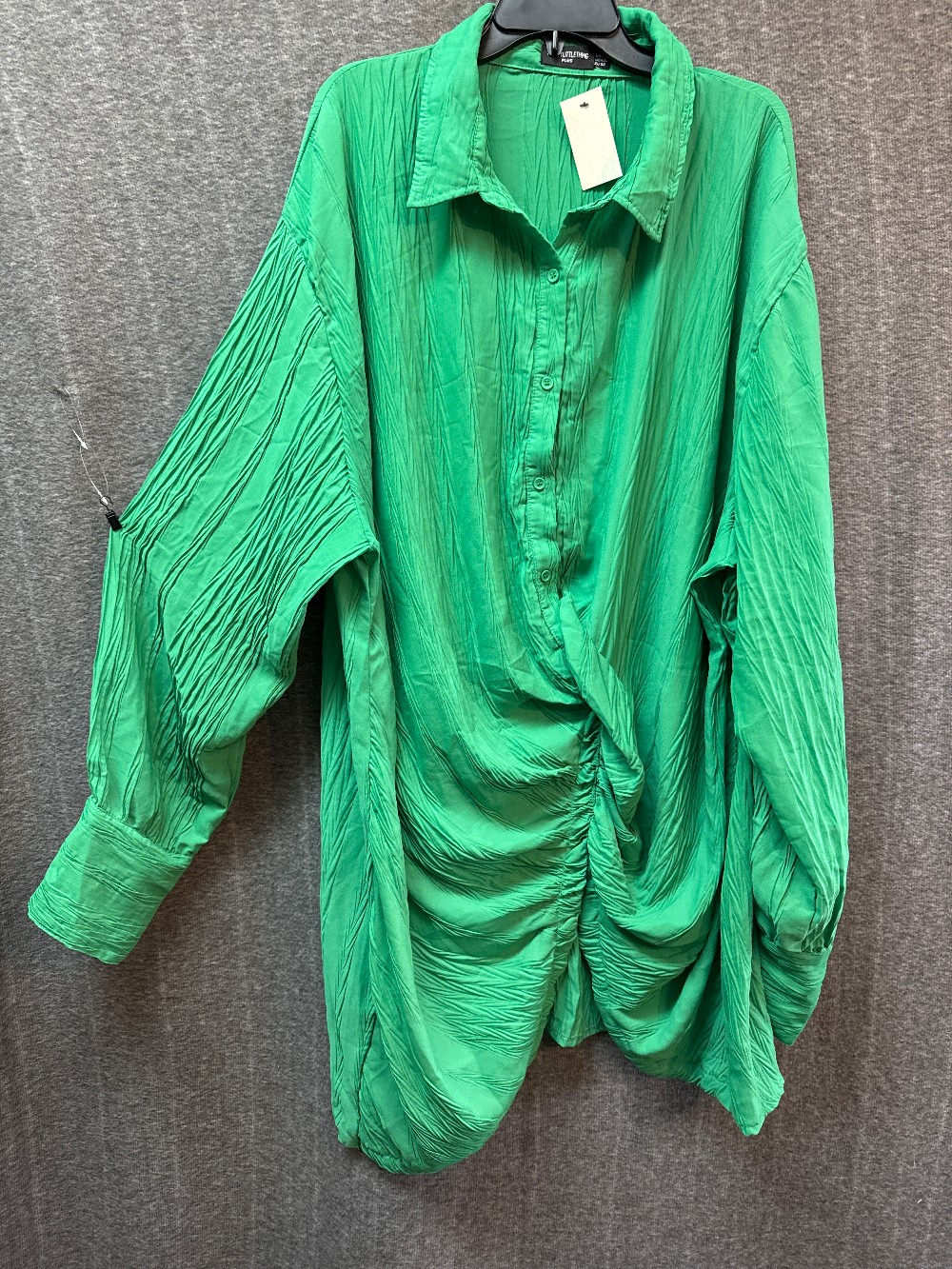PRETTY LITTLE THING Kelly Green Oversized Button Top