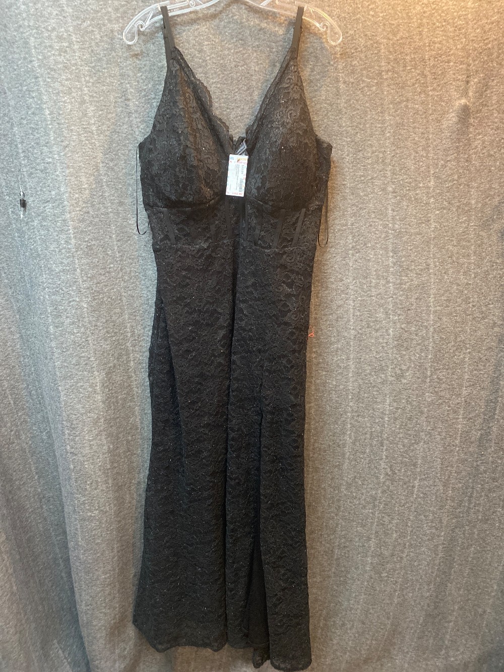 NIGHTWAY Black Lace Long Formal Dress
