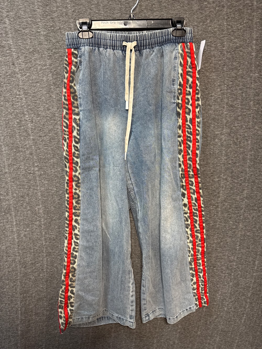 JODIFL Med. Blue w/ Animal Print Pull On Jeans