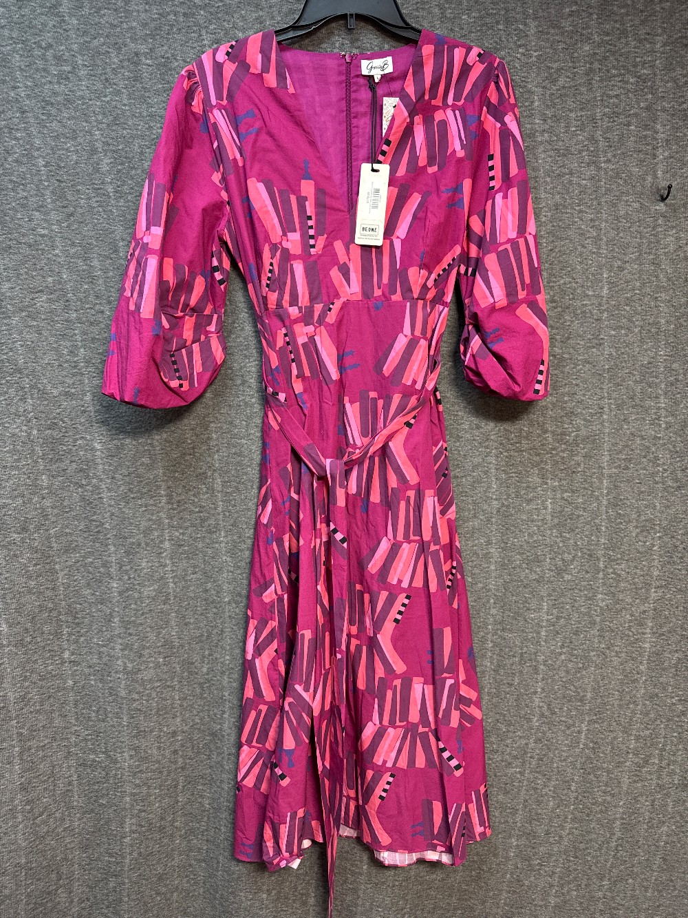 *NEW* GARRIE B Magenta Print V-Neck Dress
