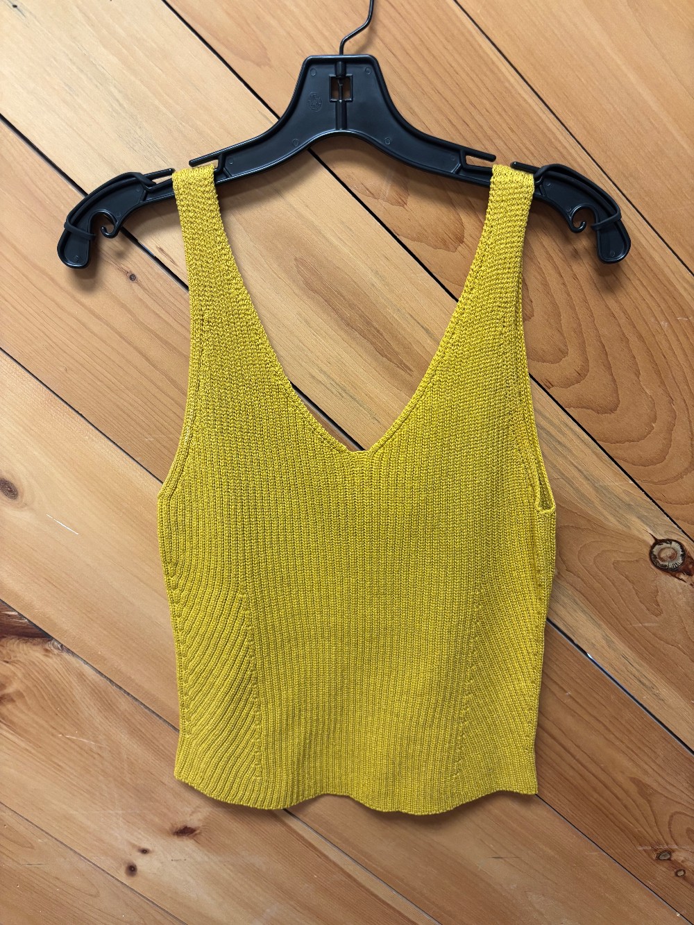 VINCE YELLOW KNIT TANK / SMALL