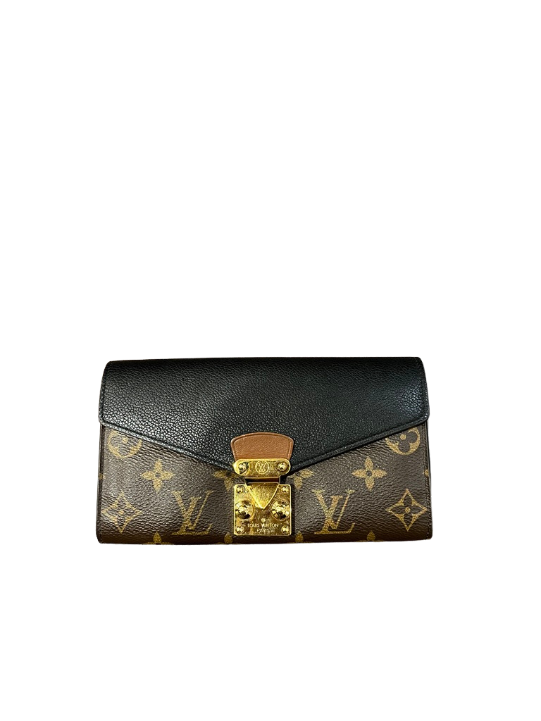 Handbags + Wallets