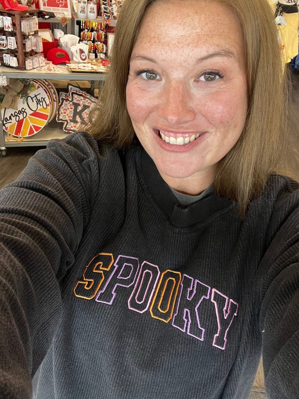 SPOOKY CORDED CREW-BLACK