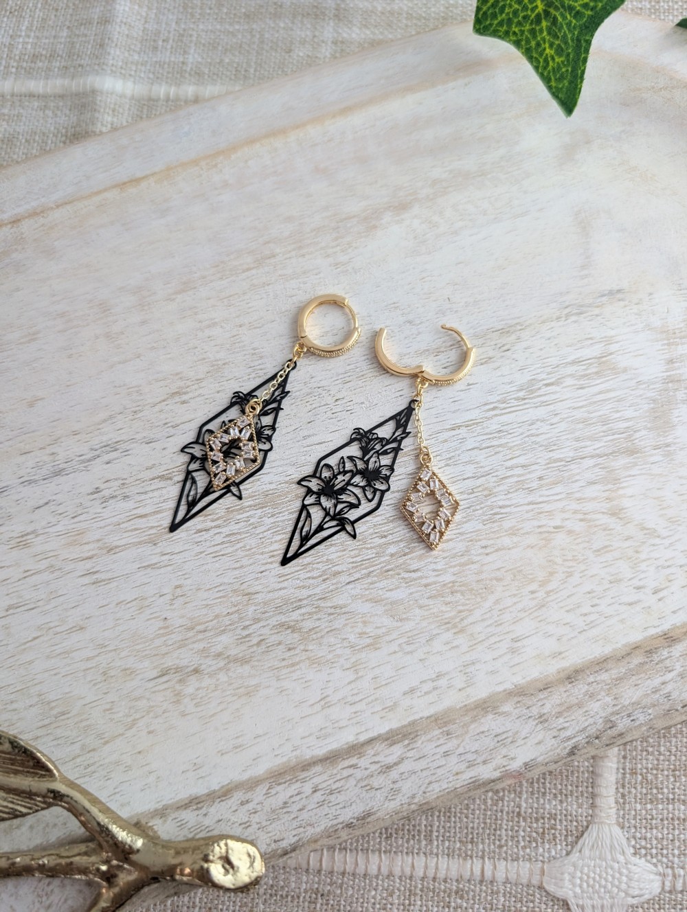 Black and Gold Lily Earrings