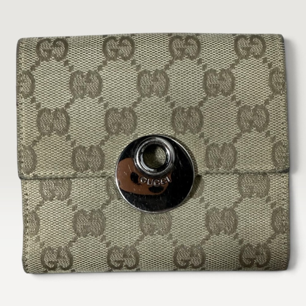 Handbags & Accessories