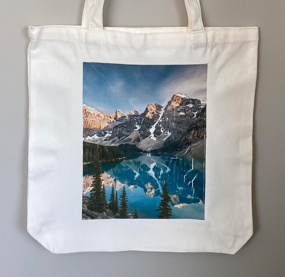 Moraine Lake Tote, 15x15