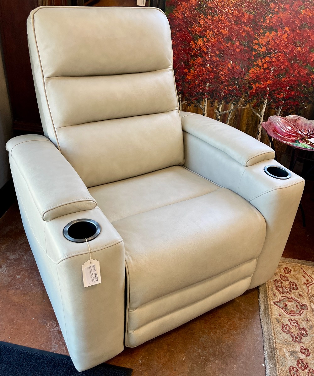 LIKE NEW Parker Living Cream Leather Power Recliner 40w 36d 43t