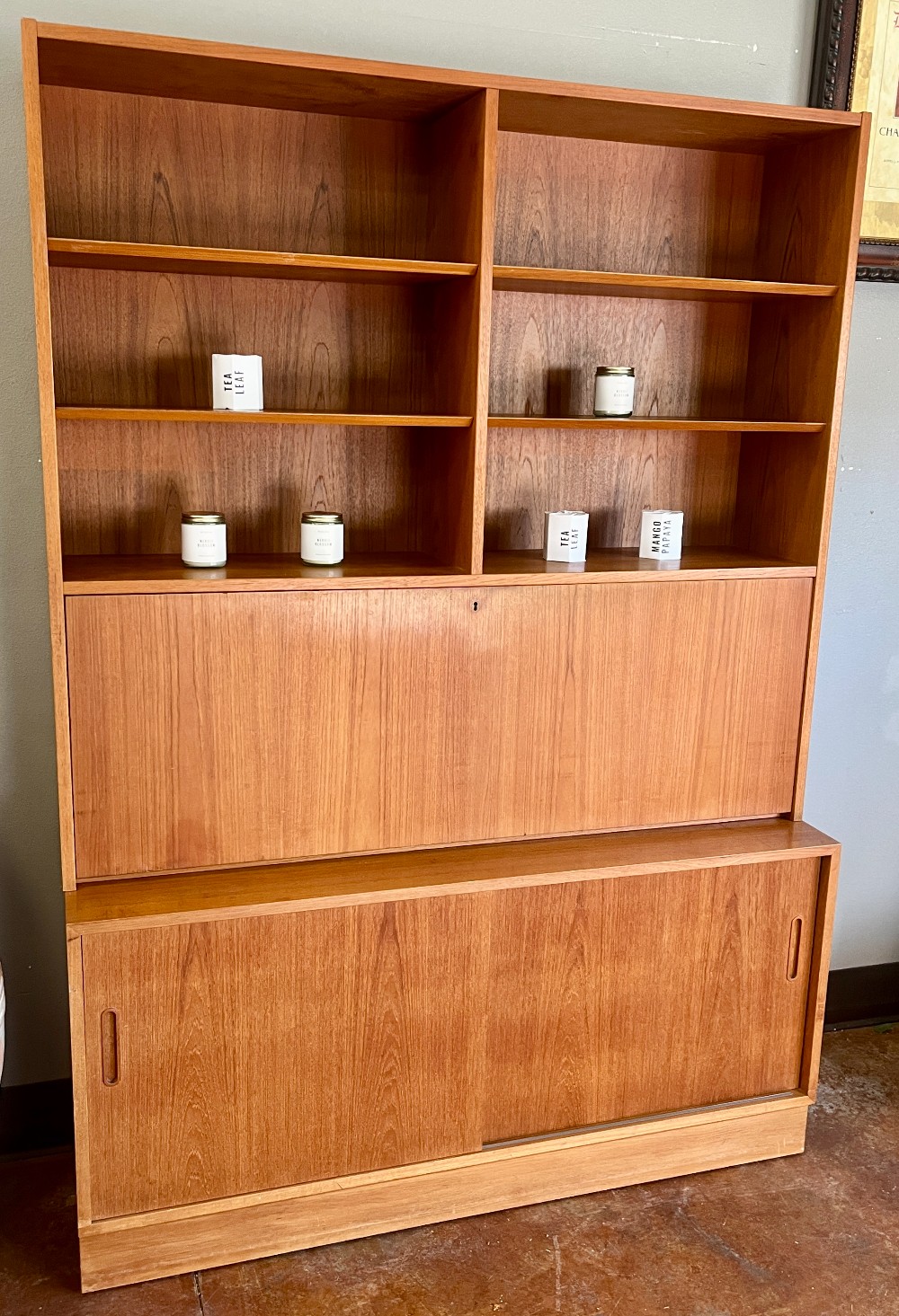 Hundevad Mid Century Danish Teak Desk / Hutch 55w 17d 77h