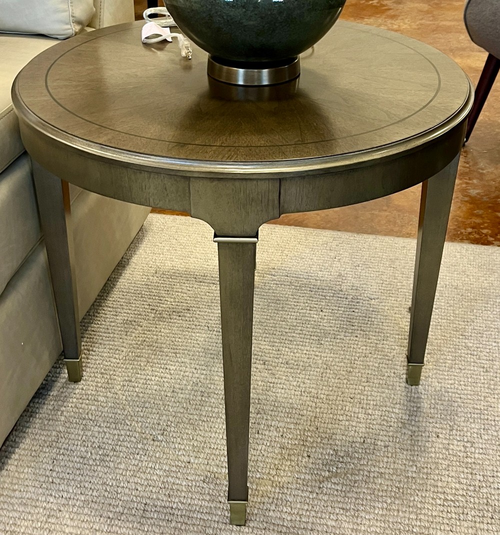 Ethan Allen Round Side Table w/ Brass Feet 28.5w 25.5h