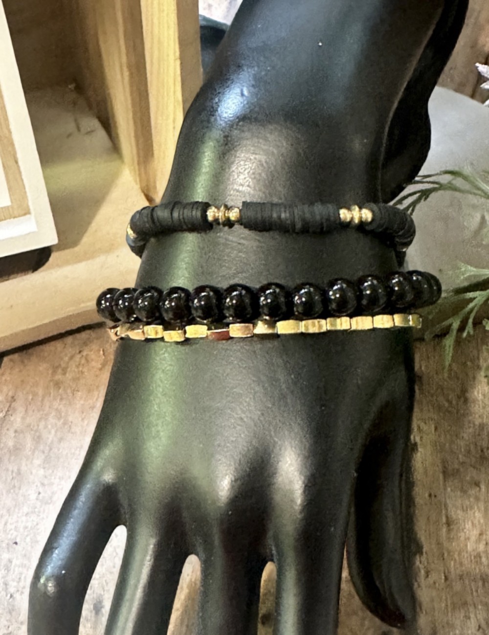 TRIPLE STRAND Bracelet (T49)