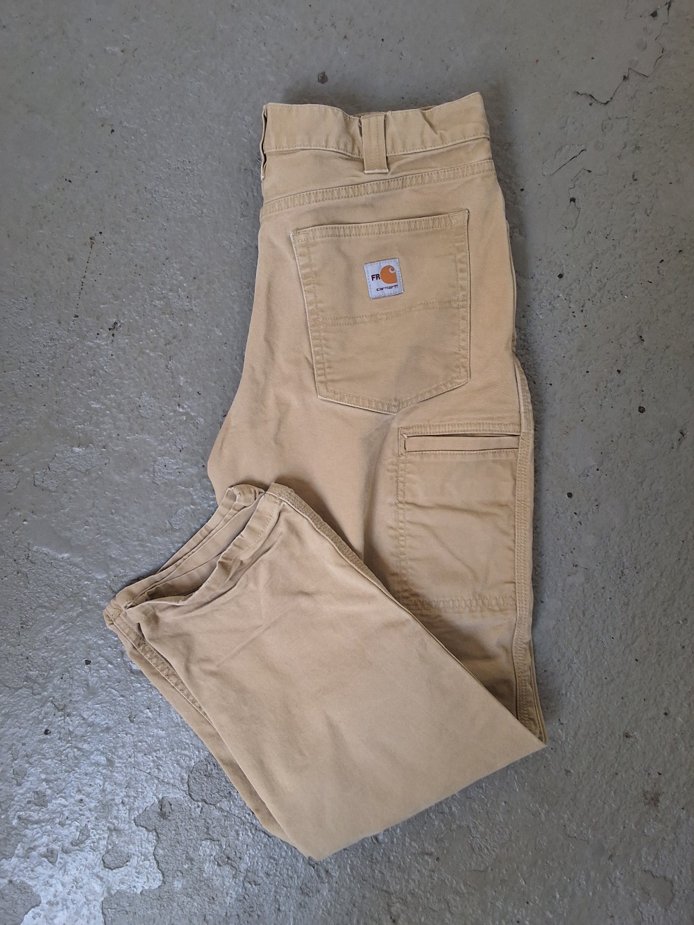 Carhartt relaxed fit 33x30