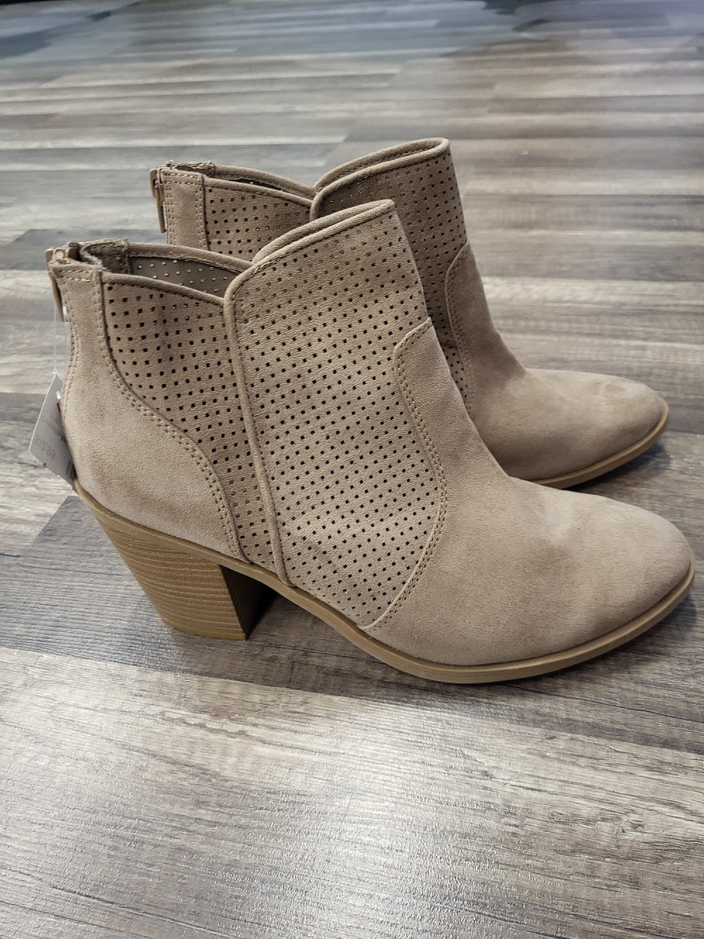 Dolcetta Ankle Boots, 9.5