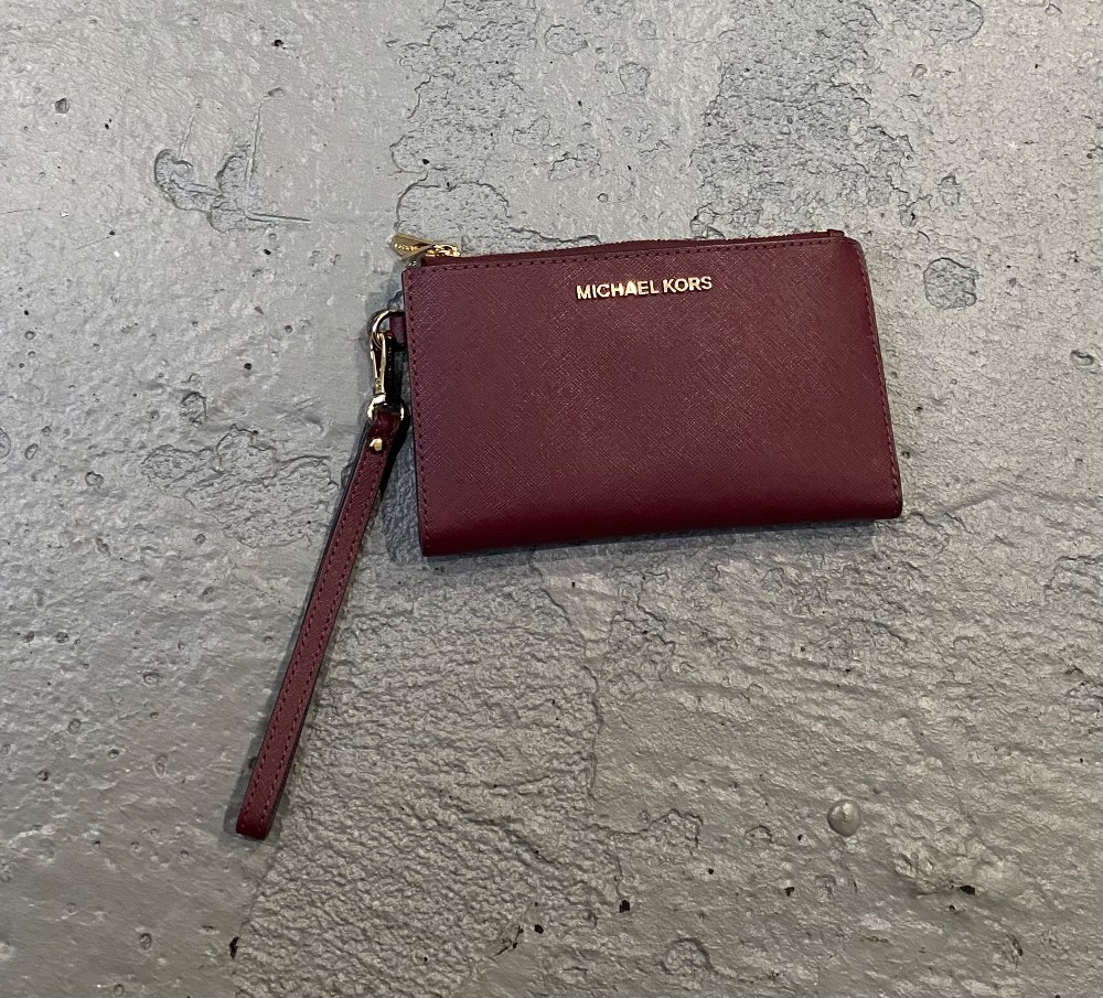 Michael Kors Leather Smartphone Wristlet
