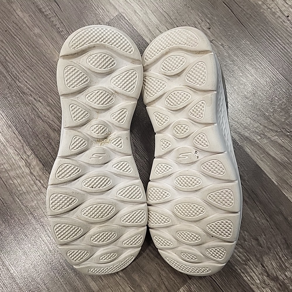 Skechers Slip Ons Shoes, 6.5