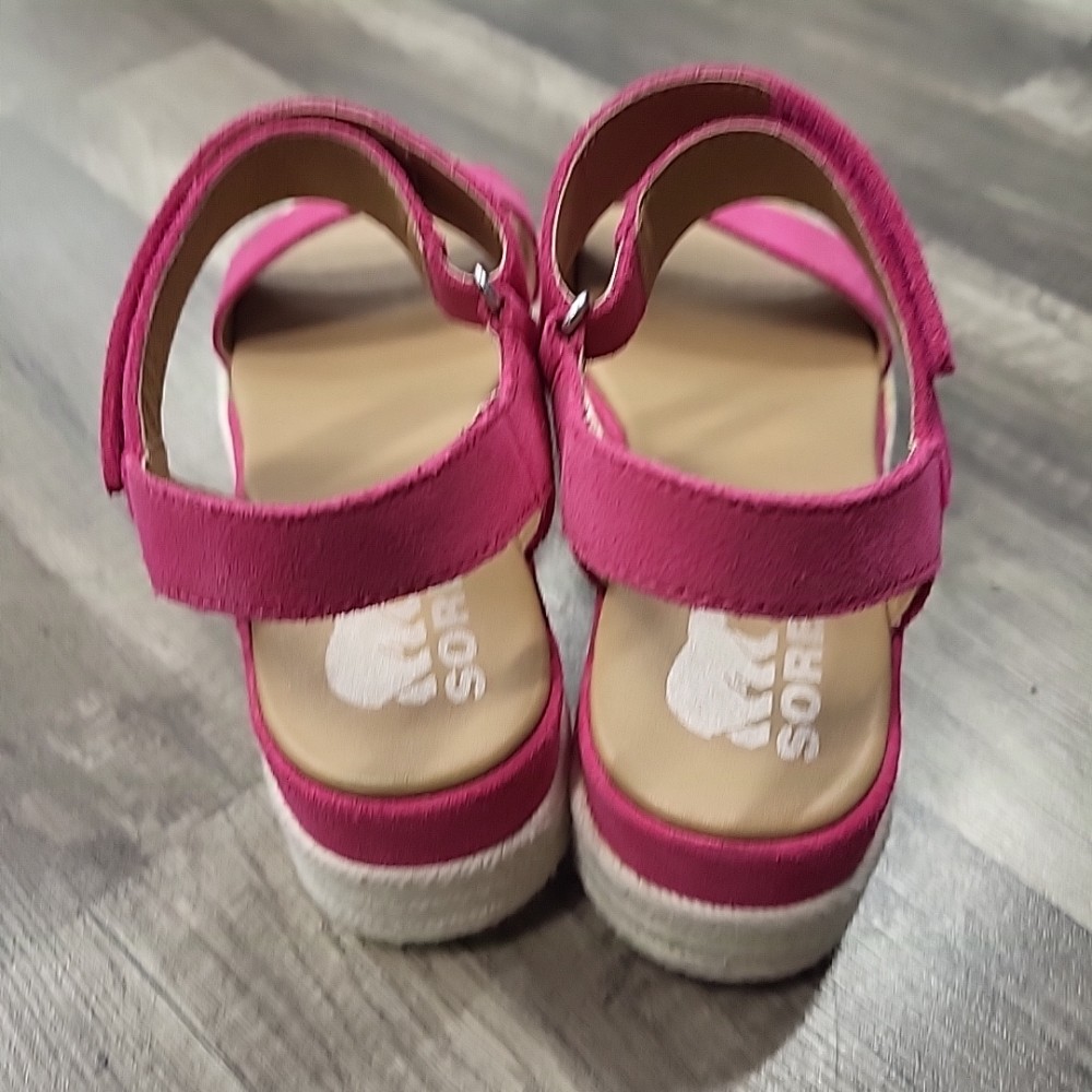 Sorel Sandals, 7.5