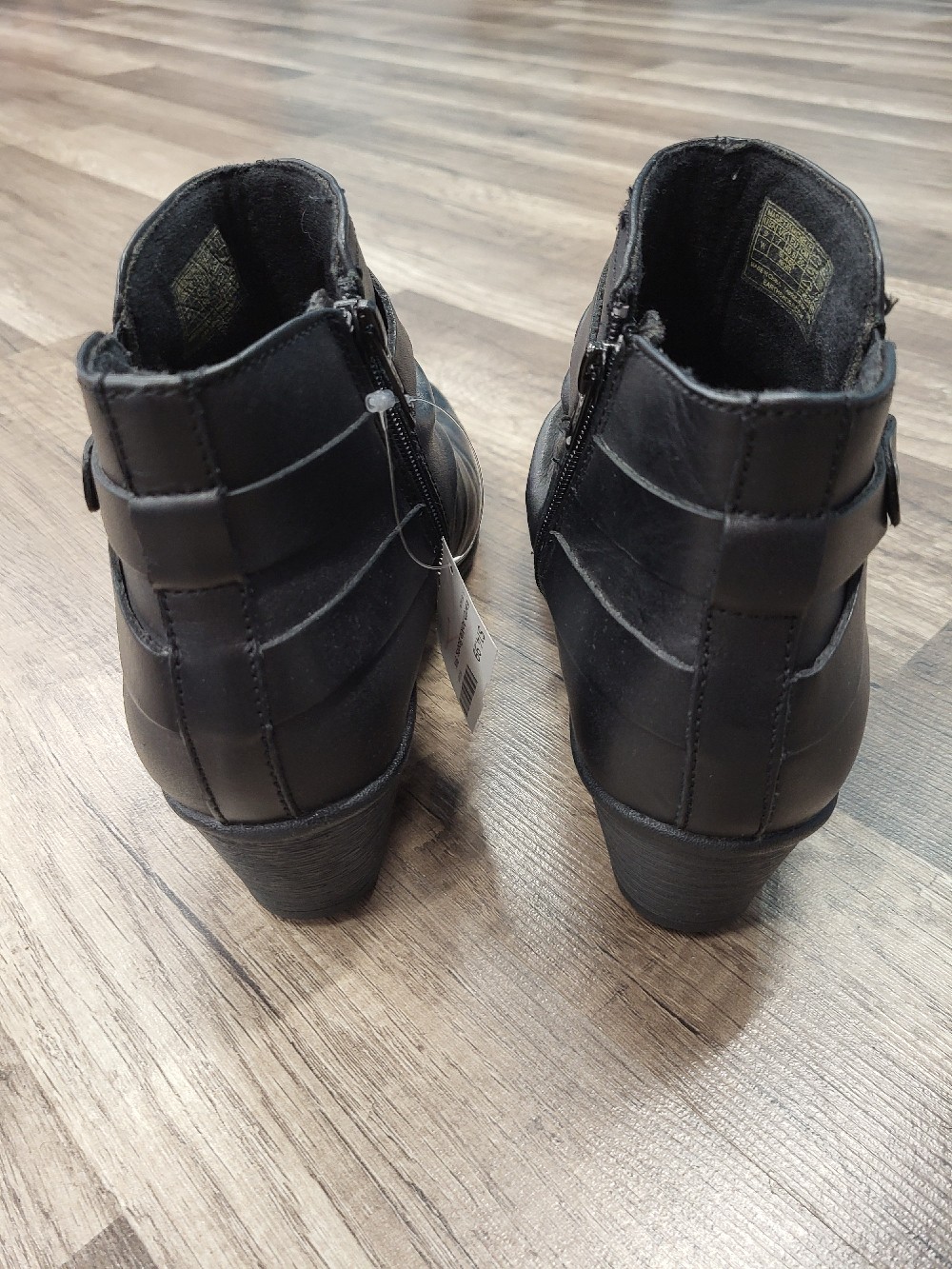 Earth Ankle Boots, 9W