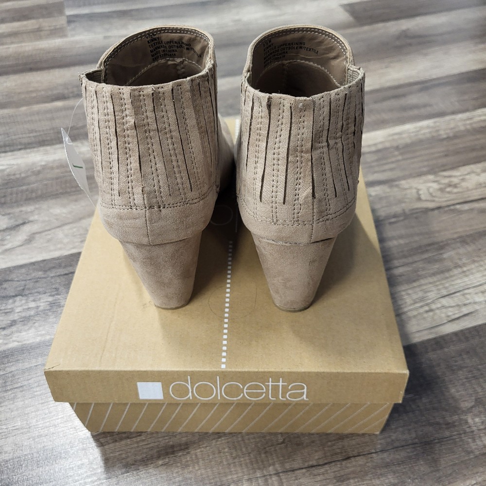 Dolcetta Kimmy Wedge Ankle Boots, 8.5