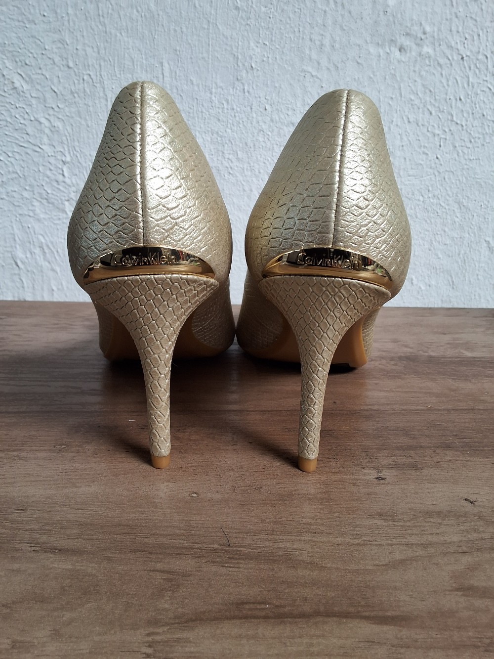 Gayle Scaled Pointed Toe Heels size 7.5