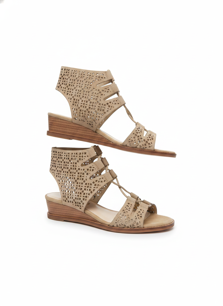 Vince Camuto VC-Retana Tumbleweed Sandals, 7.5 New In Box