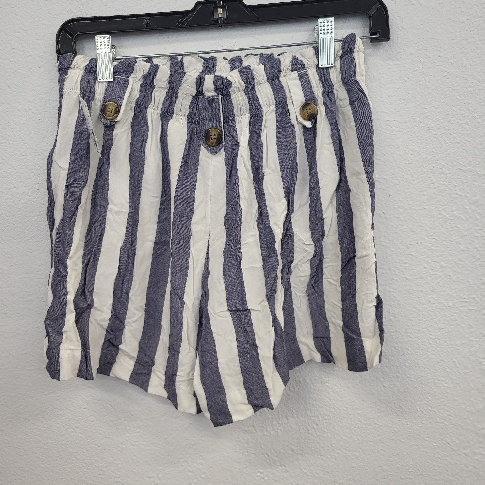 American Eagle Striped Shorts, Medium
