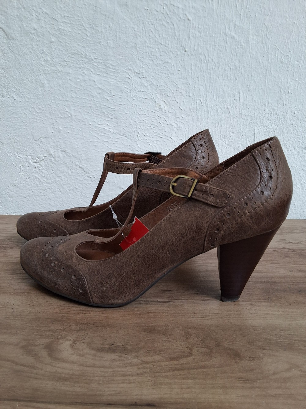 Chocolat Blu Oxford Heels
