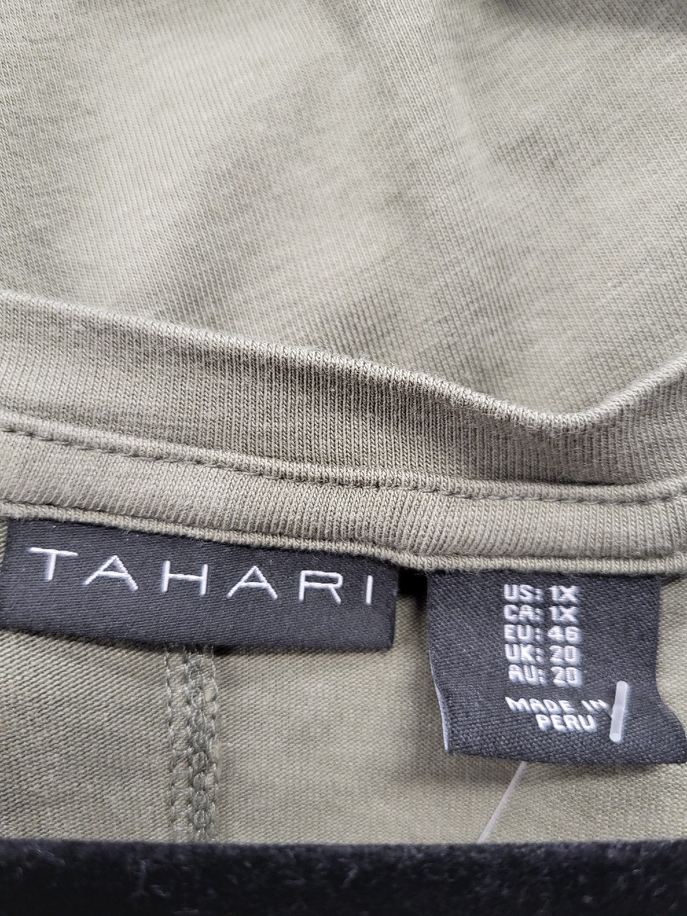 Tahari 3/4 Slv Top, 1X
