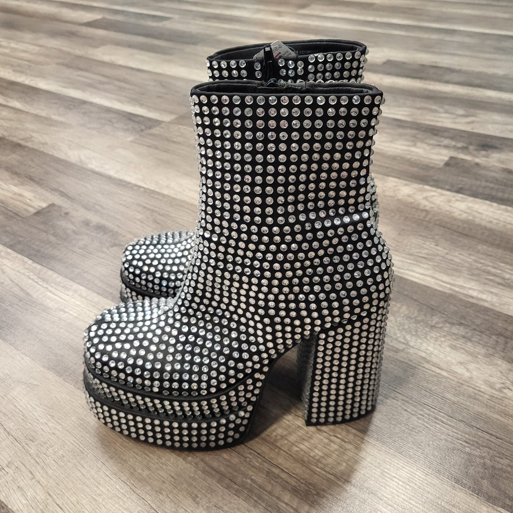 Steve Madden Jewel Stud Platform Boots, 8.5