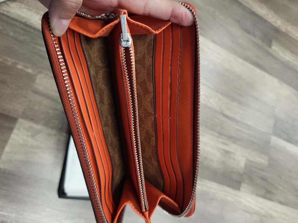 Coach Accordion Wallet with Signature Interior-New