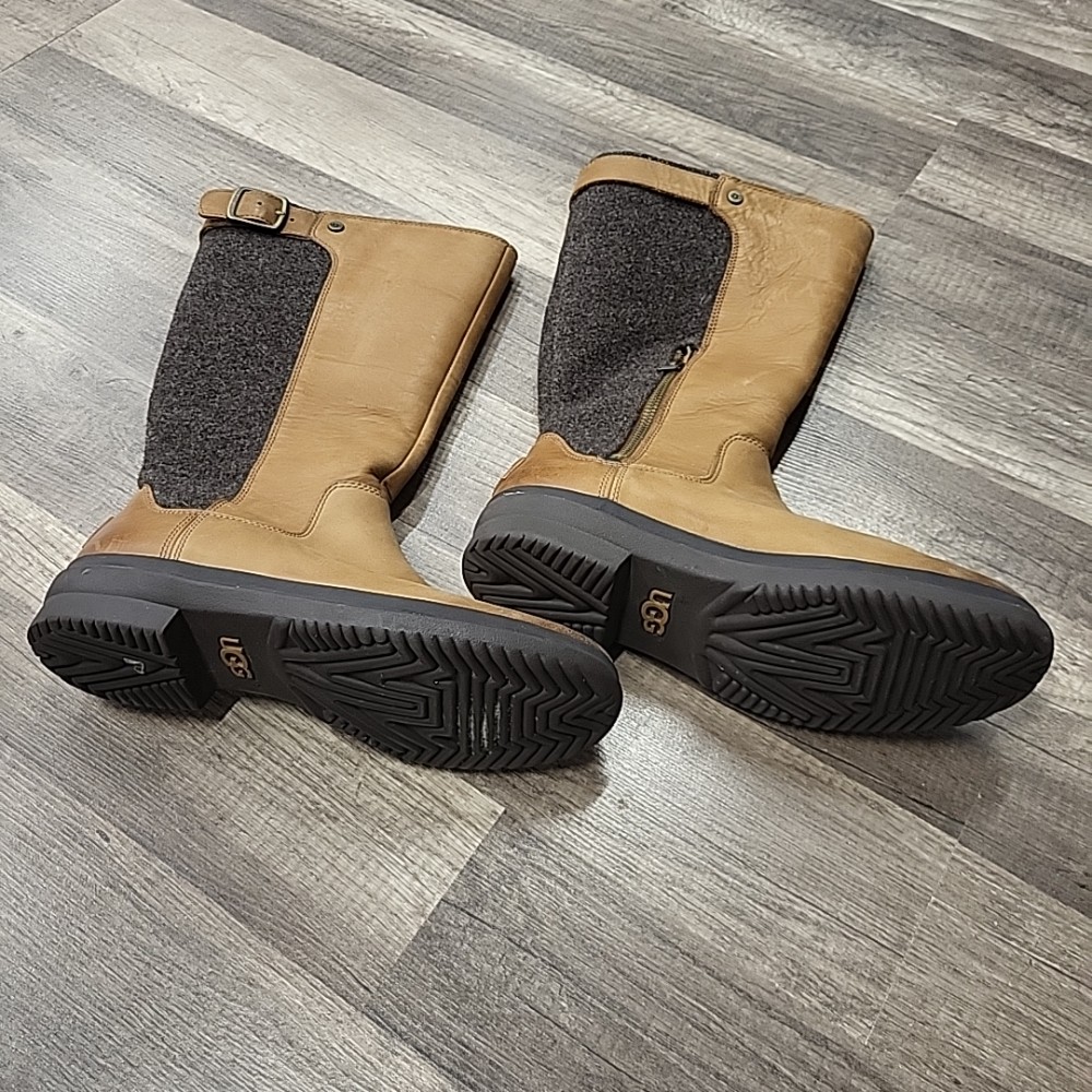 UGG Boots, 8