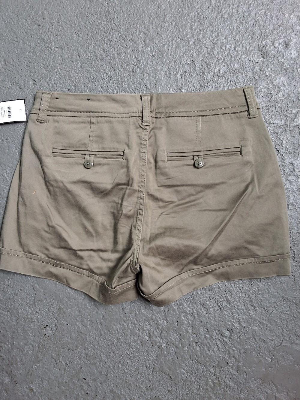 Liverpool Cuffed Shorts