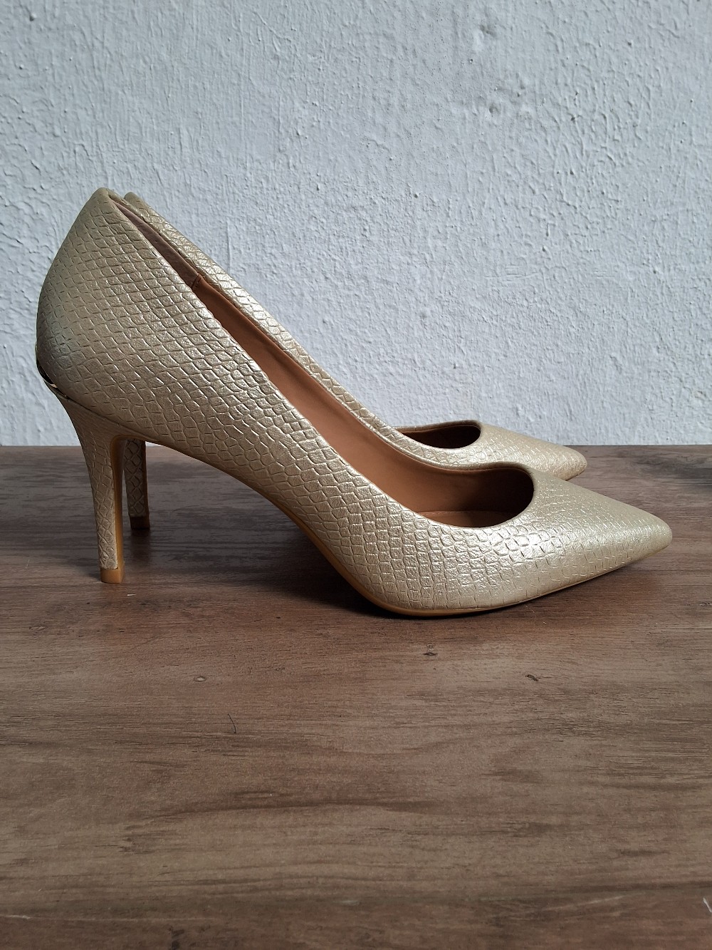 Gayle Scaled Pointed Toe Heels size 7.5