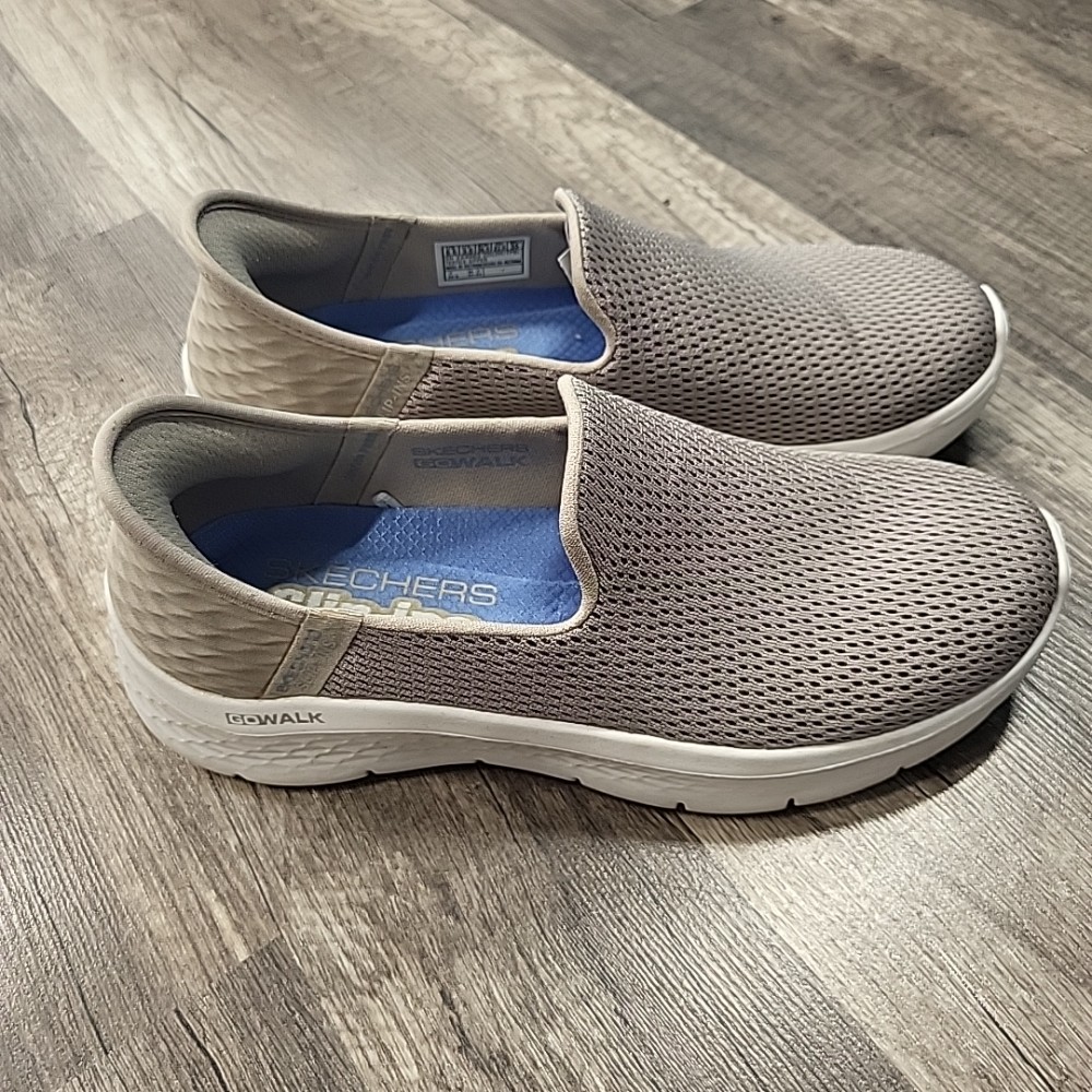 Skechers Slip Ons Shoes, 6.5