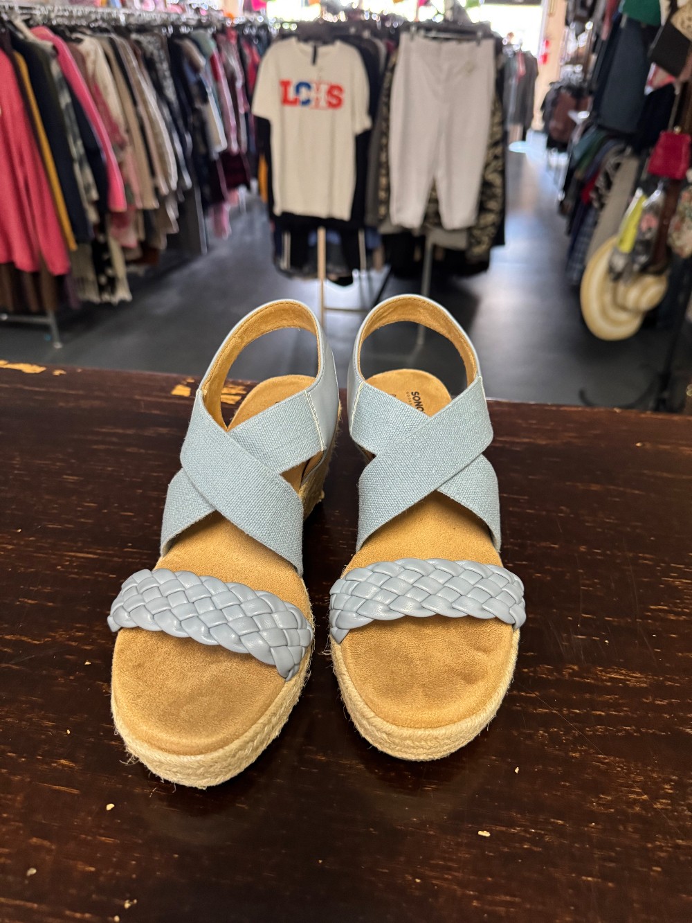 SIZE 8 Sonoma sandals