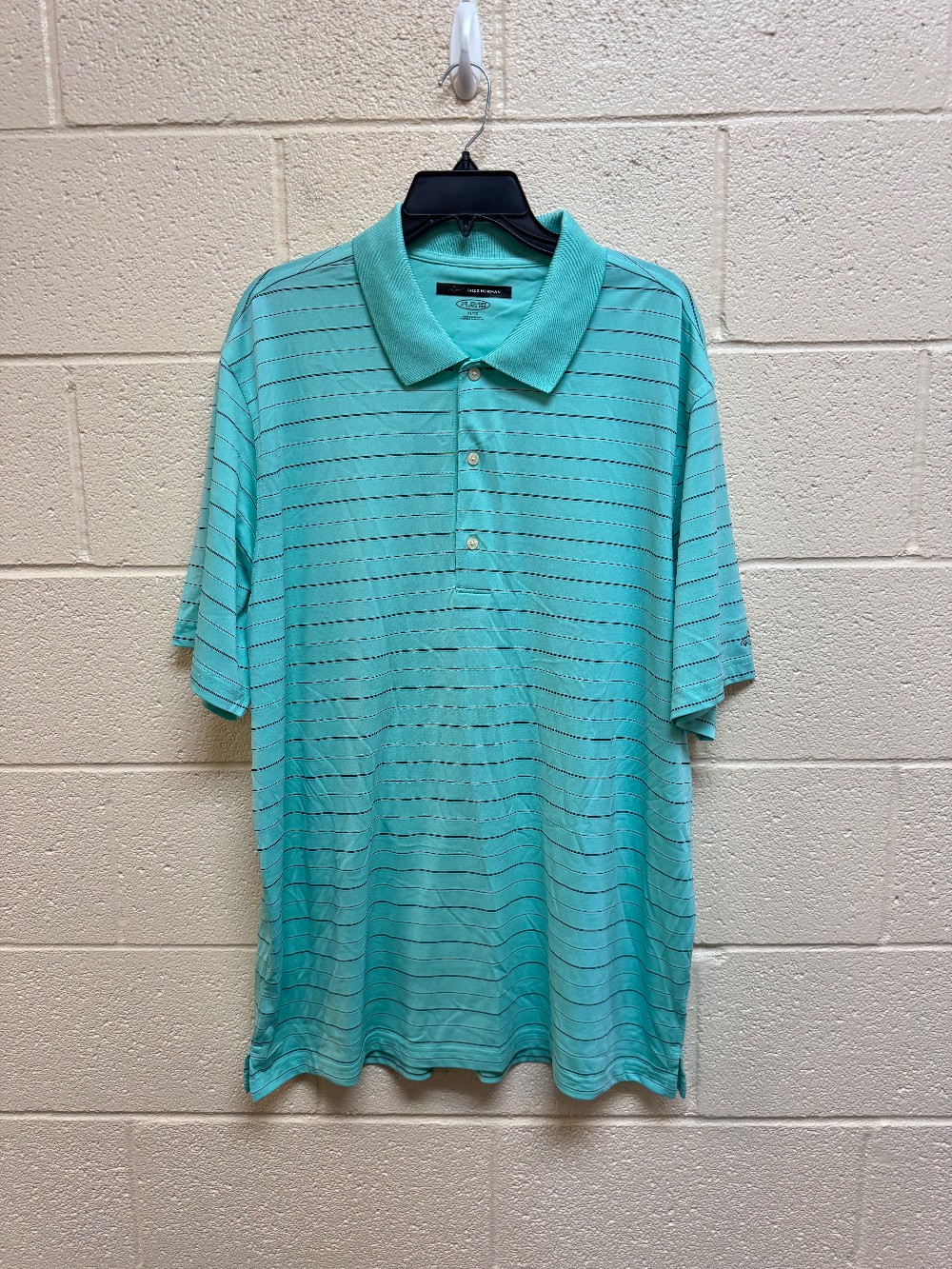 SIZE XL Greg Norman top