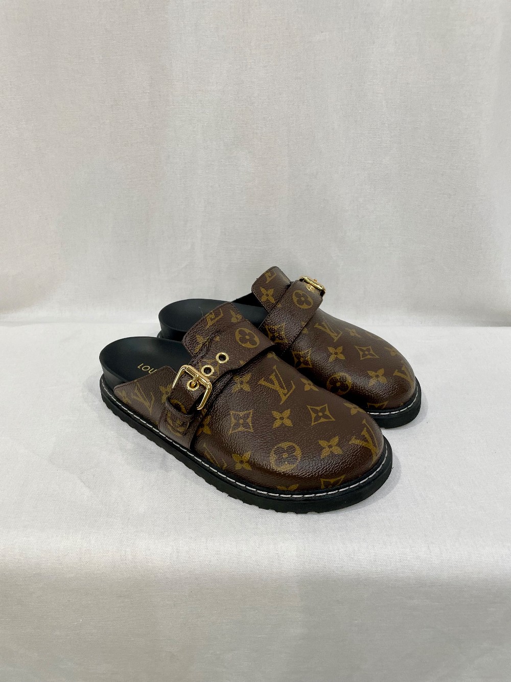 Women’s Shoes