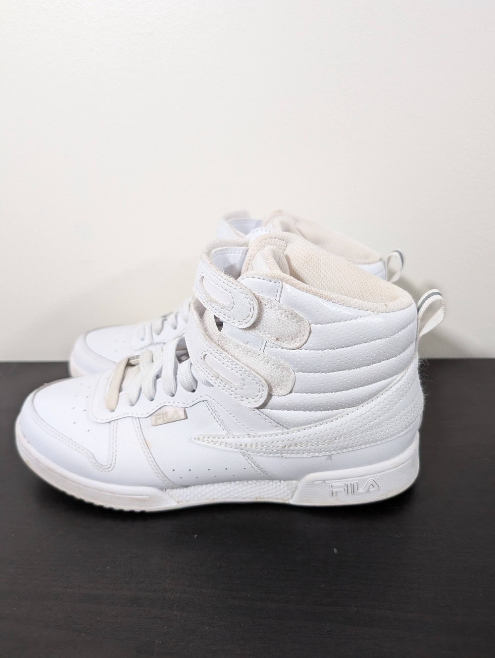 Fila F-14 White Sneaker - SZ 7.5