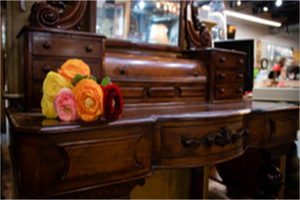 Vintage Vanity | Simply Home Consignments