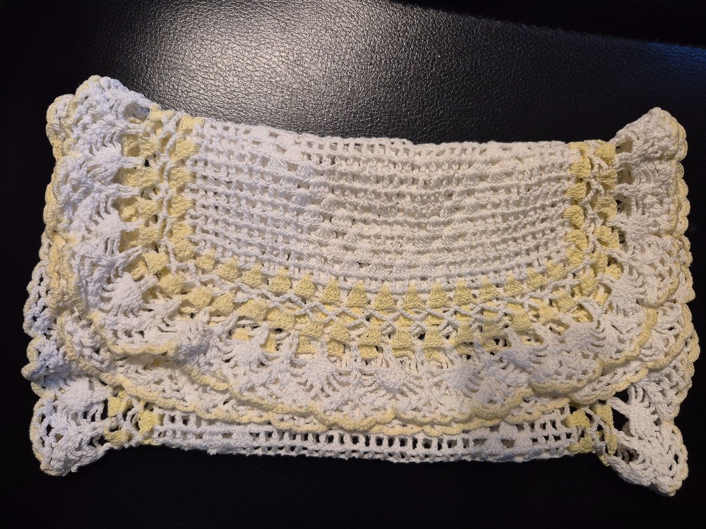 Vintage Small Crocheted Runner