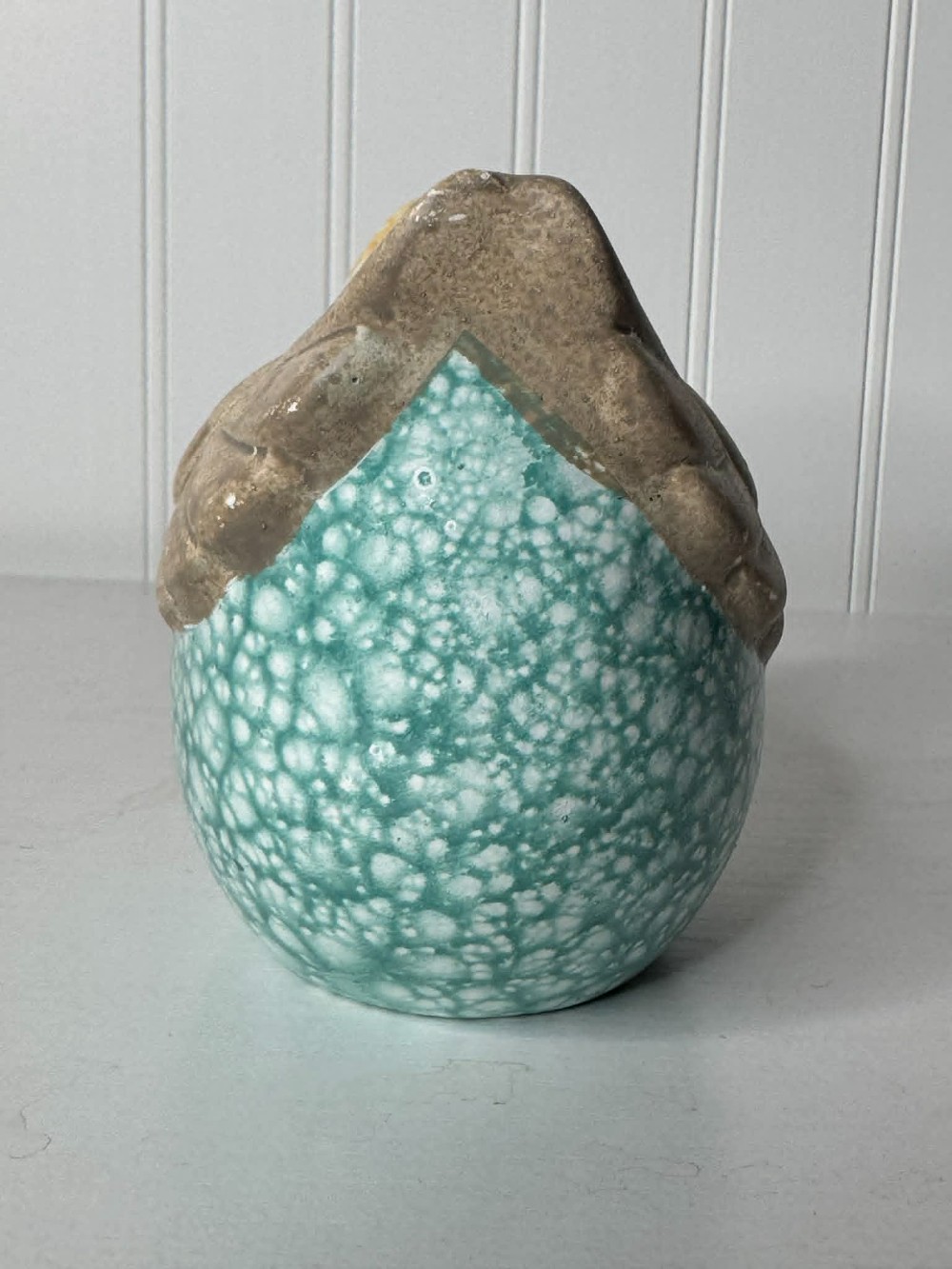 1381 - Ceramic bird figure