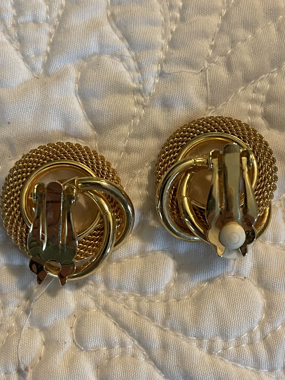 Triple Circle Chain Mesh Clip-on Earrings