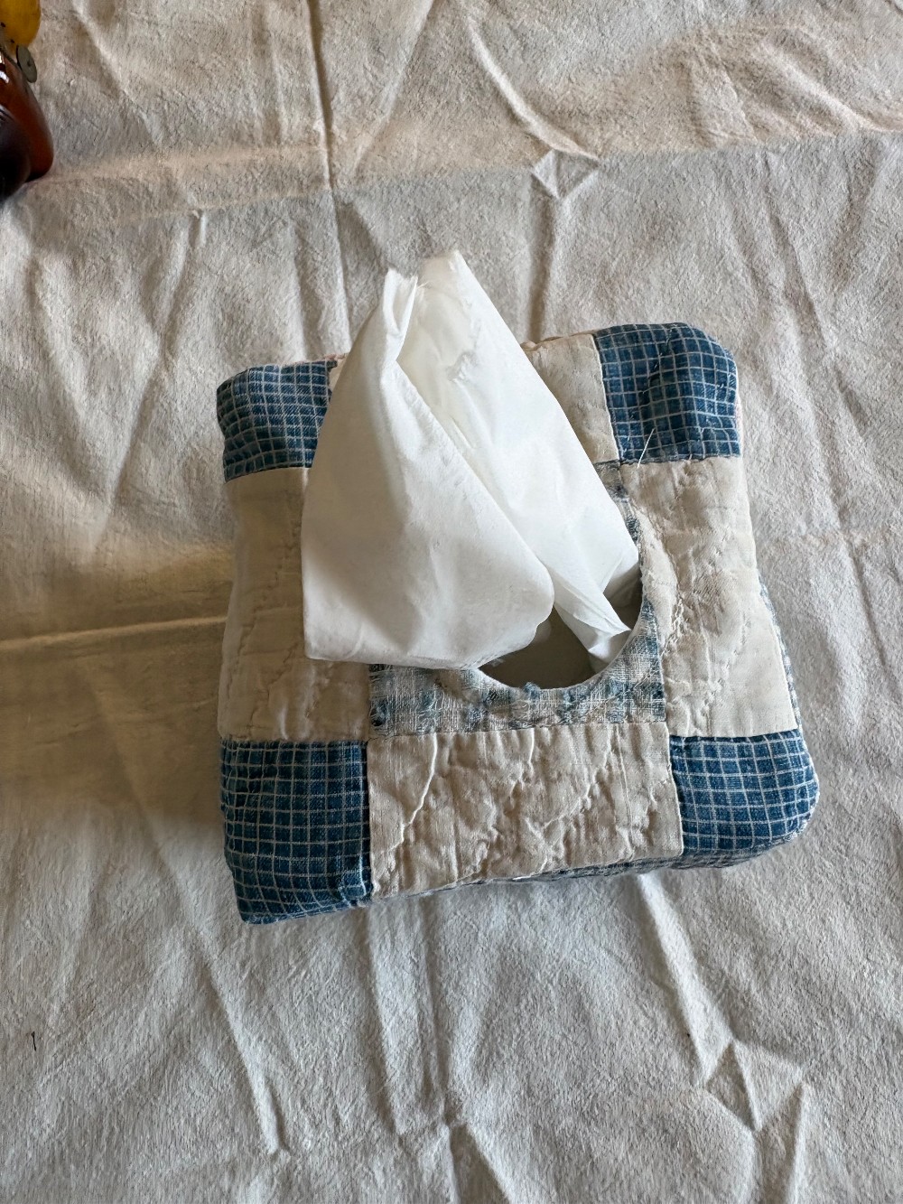 Tissue box cutter quilt cover