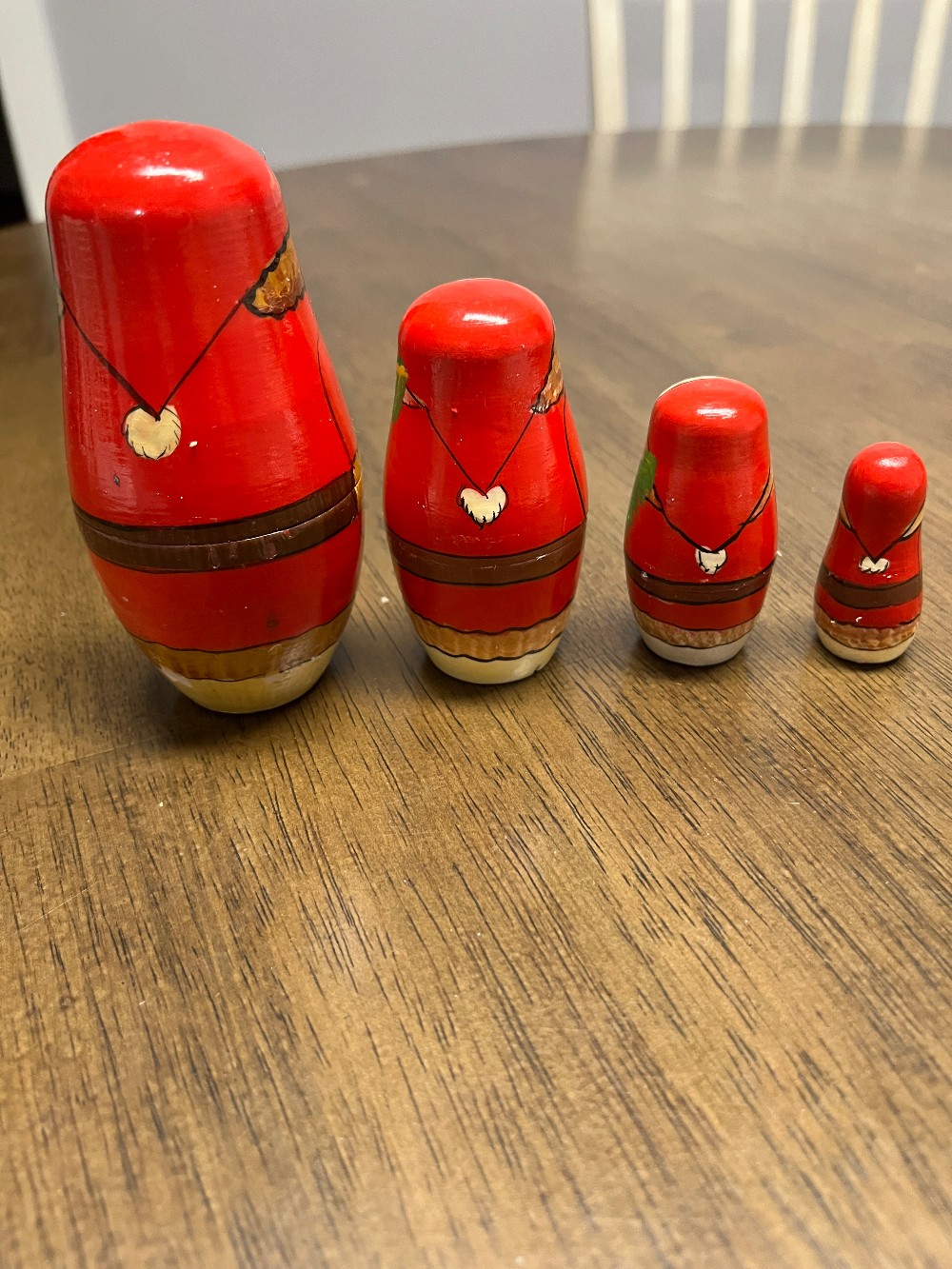 TT - 4 pc. Santa Nesting Dolls - AS IS