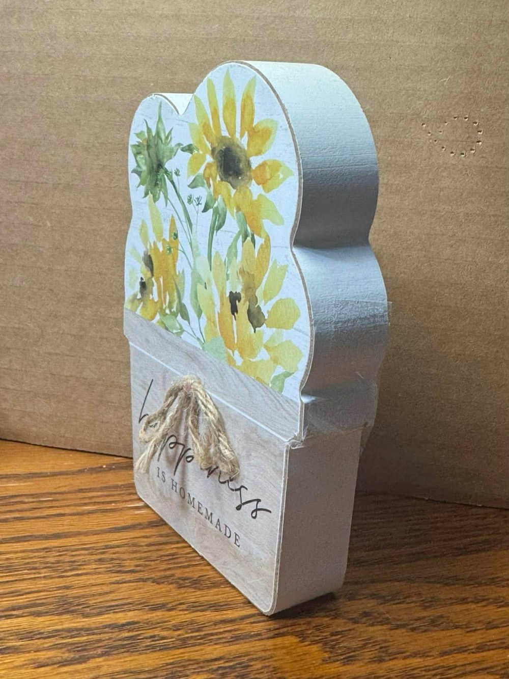 0146 - Happiness is homeade wooden décor (4x1x6)