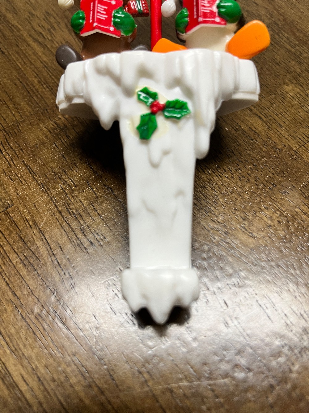 TT - Caroler Pals Plastic Stocking Holder with Box