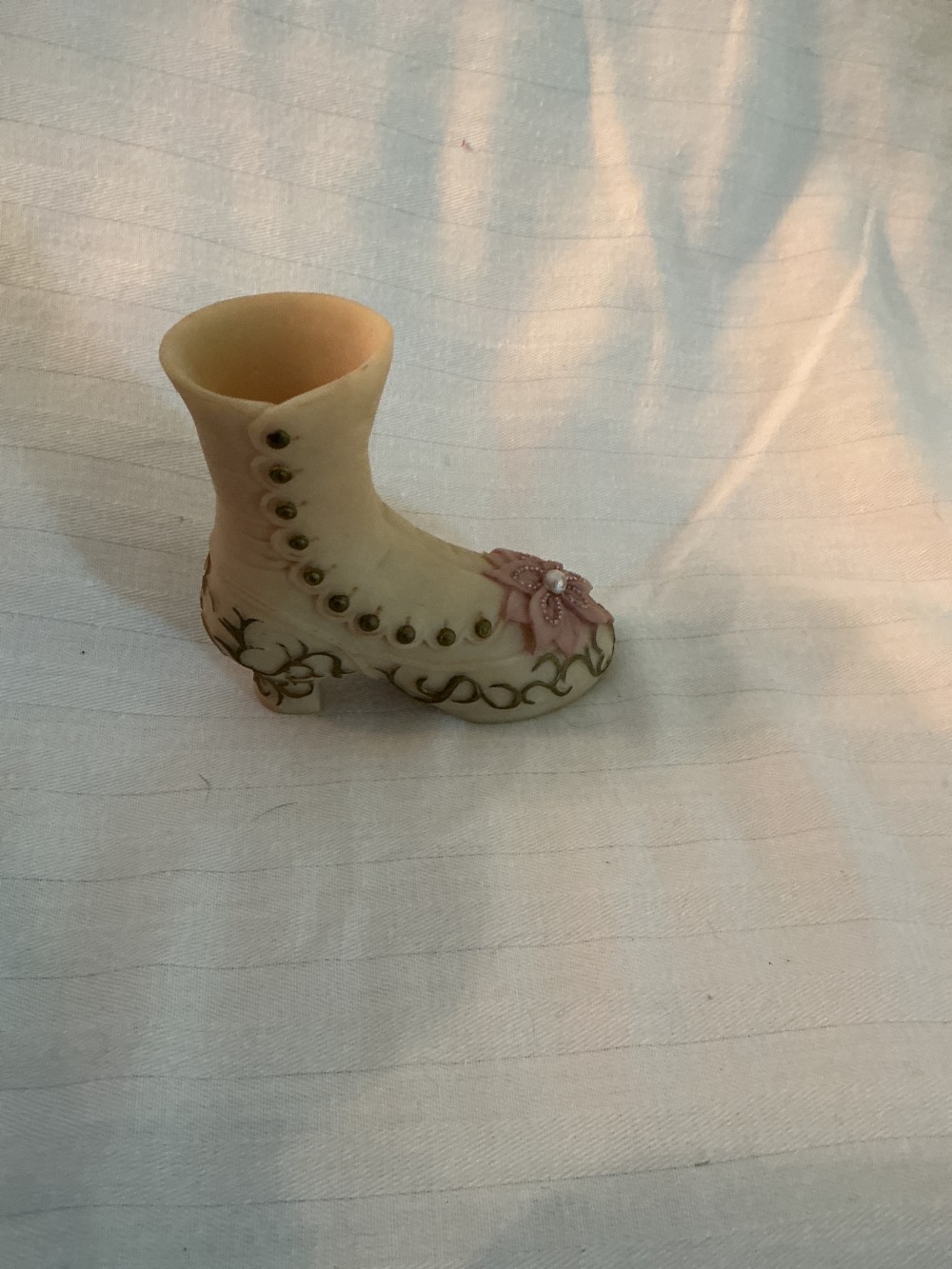 Dezine Victorian Shoe Hand Painted 1993