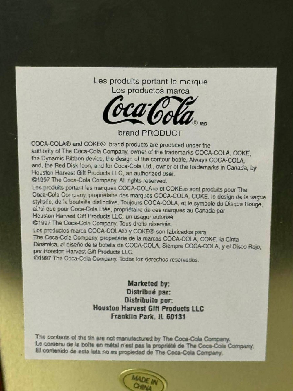 2607 - Vintage Coca-Cola bottle-shaped tin container (4x3x13)