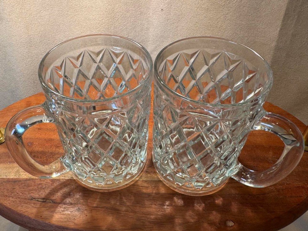2375 - Vintage Paul Sebastian fine crystal diamond-cut glass mugs