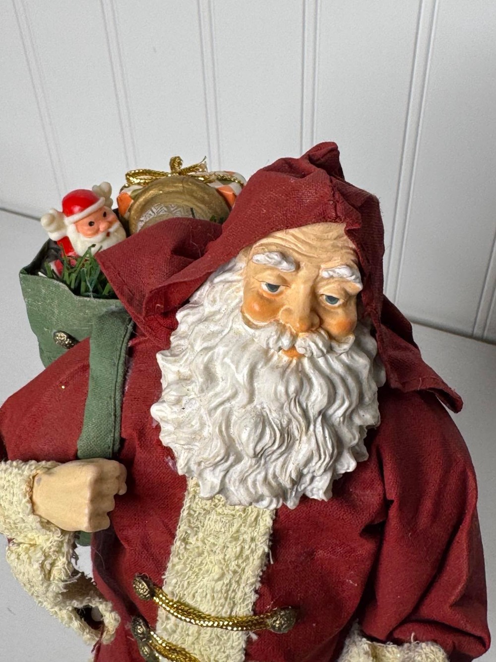 2687 - Vintage, 1990's, Windsor collection paper mache Santa Claus figurine